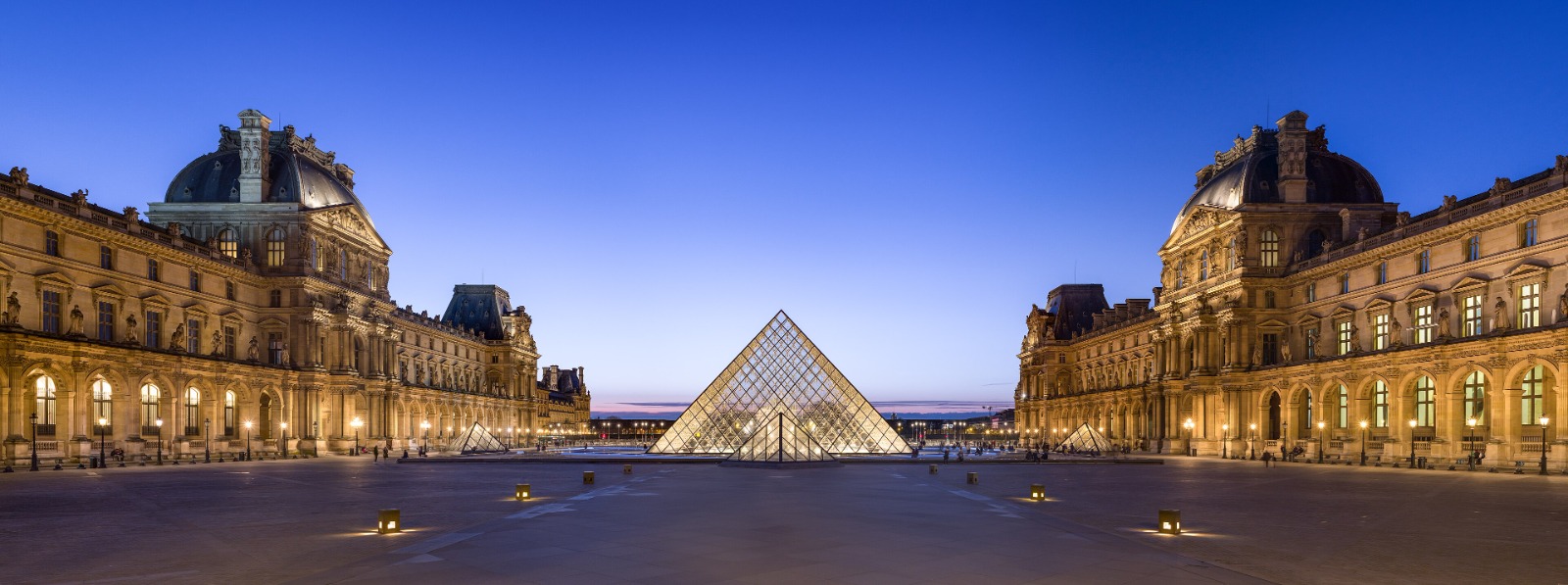 El Louvre: Viaje Privado por el Arte